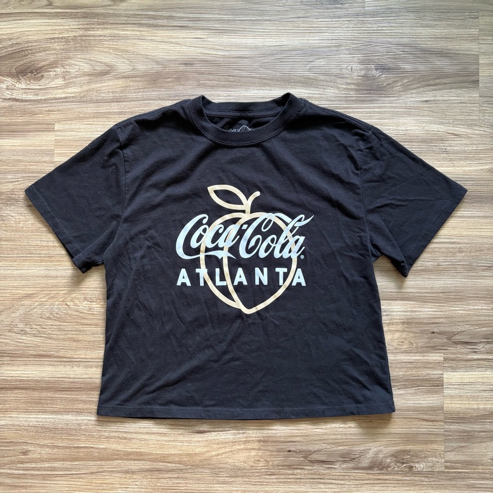 Coca-Cola Atlanta Crop Top – Streetwear, Comfy, Classic Fit